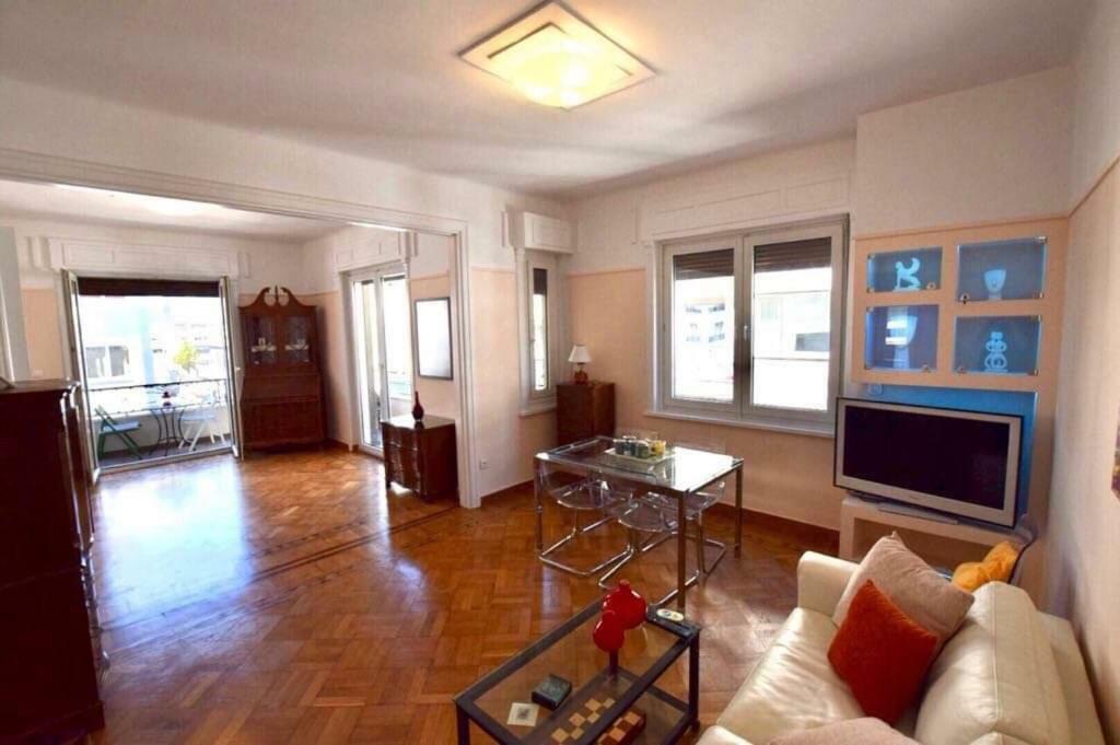 Spacious & Sunny Kolonaki Apt 5 Mins Metro/Acx3/1.5 Bt Atenas Exterior foto