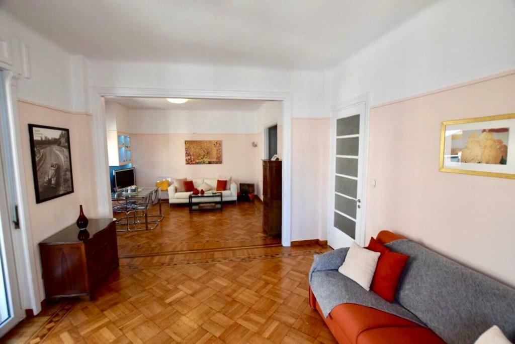 Spacious & Sunny Kolonaki Apt 5 Mins Metro/Acx3/1.5 Bt Atenas Exterior foto